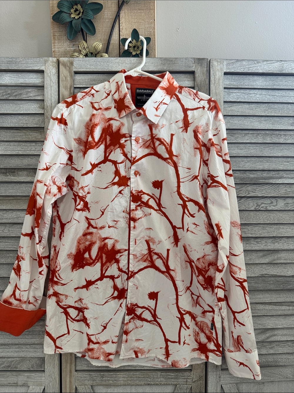 Barabas Men's White Shirt with Rust Red Abstract Print size large